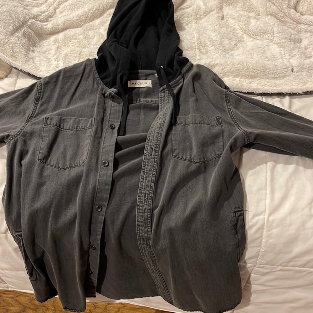 COPY - Men OR women, Dark grey, small, pacsun light jacket with black hood.